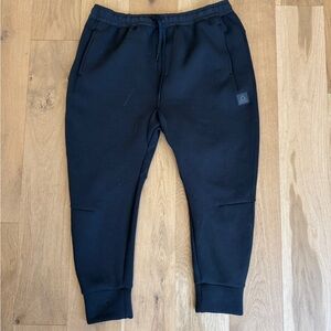 Reebok Men's Dark Joggers